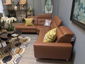 Ex-Display Stressless Anna Corner Sofa with 1 x Powered Seat 