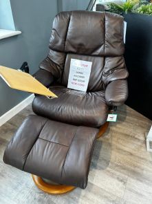 Stressless Large Classic Base Reno Chair & Footstool